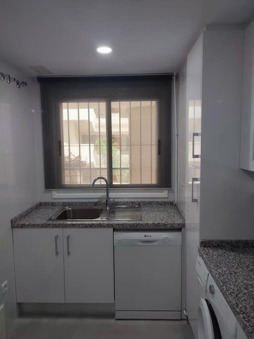 Sunny Guadalmina Apartment Marbella Zewnętrze zdjęcie