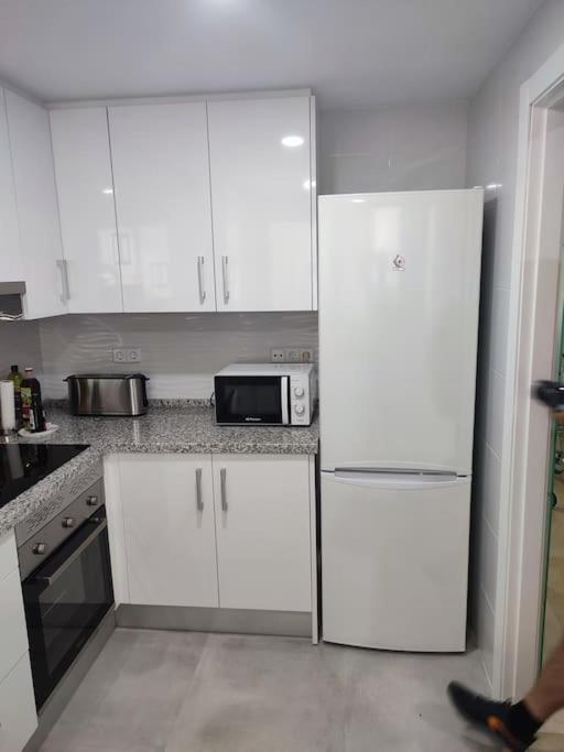 Sunny Guadalmina Apartment Marbella Zewnętrze zdjęcie