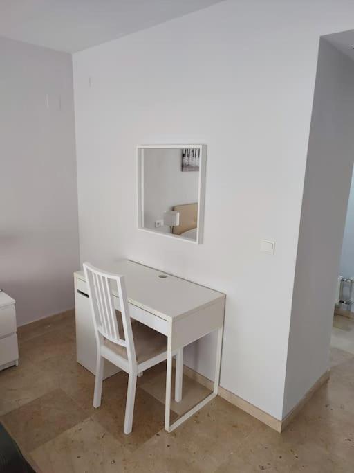 Sunny Guadalmina Apartment Marbella Zewnętrze zdjęcie